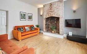 Host & Stay - Milbanke House